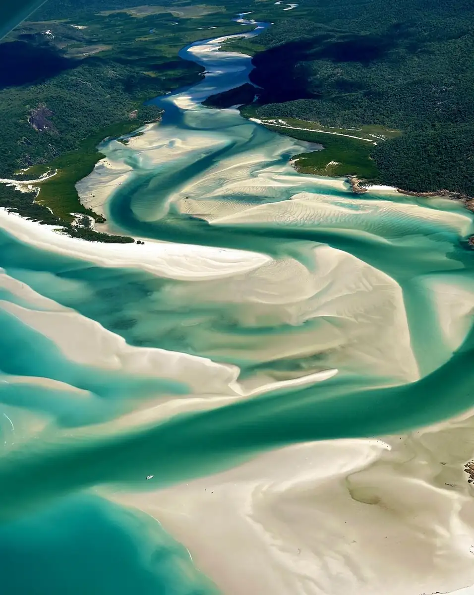 scenic flight Whitehaven Beach